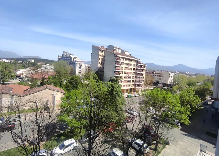 Clock Tower Apartman *